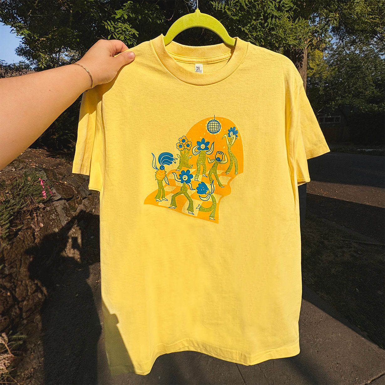 1 LEFT - MEDIUM - Flower Party Screen Printed T-Shirt - YELLOW